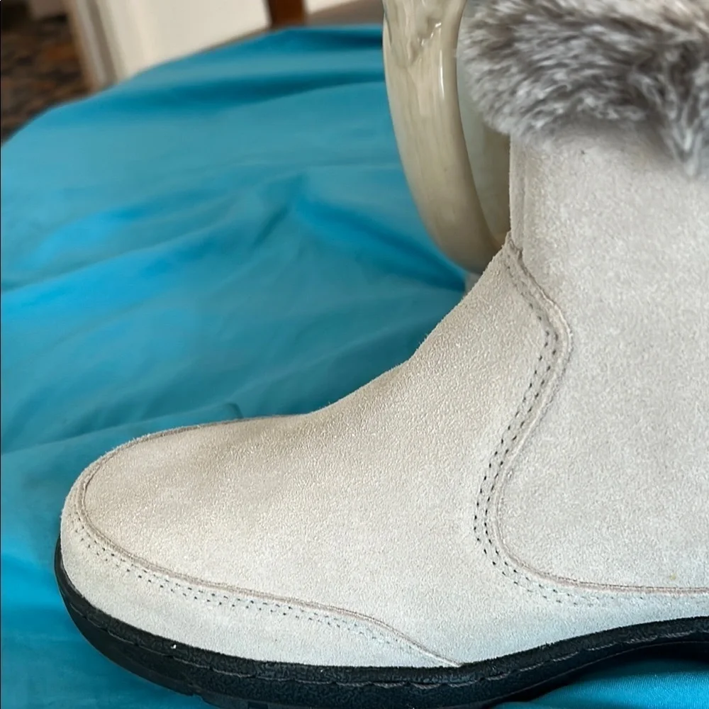 Khombu Gray Winter & Rain Boots with Cozy Plush Lining EUC